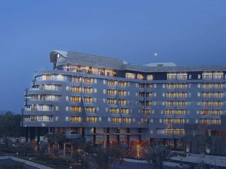 Labersa Grand Convention Center